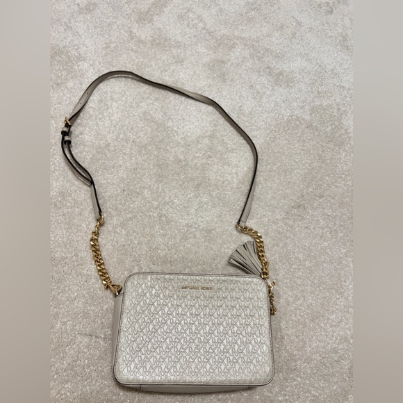 Michael kors nude crossbody bag - Picture 3 of 3